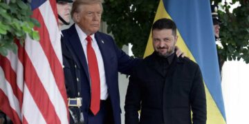 क्या खत्म होगा रूस-यूक्रेन युद्ध, जेलेंस्की और ट्रंप की अहम मुलाकात कल, 20 सूत्रीय पीस प्लान पर टिकी दुनिया की निगाहें