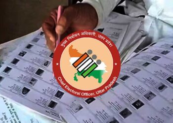 UP में 1 करोड़ 4 लाख वोटर्स को नोटिस! कहीं आप भी लिस्ट में तो नहीं? जानिए क्या है चुनाव आयोग का नया आदेश