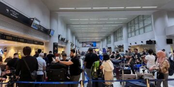 फ्लाइट में पावर बैंक ले जाना पड़ सकता है भारी, जानें DGCA का नया नियम, वरना हो सकती है बड़ी मुसीबत