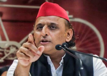 '800 करोड़ कमा लिए, फिर भी एजेंसियां खामोश', कोडीन सिरप कांड पर अखिलेश यादव ने सरकार को फिर घेरा