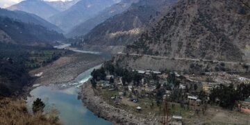पाकिस्तान को पानी के लिए तरसाने का प्लान? चिनाब पर 4 बाहुबली प्रोजेक्ट्स की रफ्तार तेज
