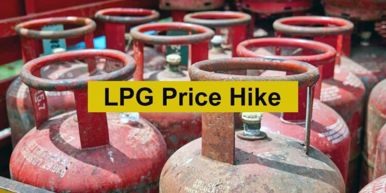 नए साल पर महंगाई का सिलेंडर बम, कमर्शियल गैस 111 रुपये महंगी, जानें दिल्ली-मुंबई में अब क्या है रेट