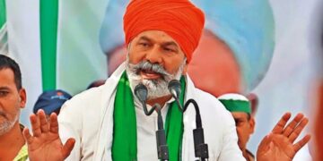 ऋषि और कृषि से छेड़छाड़ भारी पड़ेगी, शंकराचार्य विवाद में कूदे राकेश टिकैत, सरकार को दे दी बड़ी चेतावनी