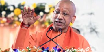 पुलिस अगर गोली न मारे तो क्या गोली खाए?, CM योगी का विरोधियों को दो टूक