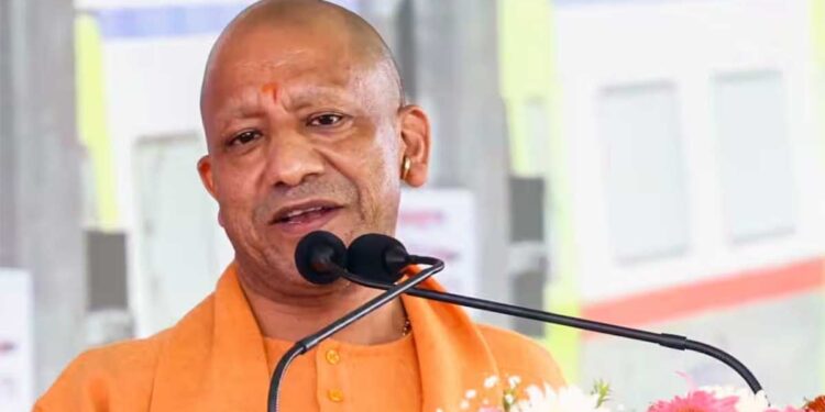 होली से पहले UP के 1.86 करोड़ परिवारों को CM योगी का तोहफा, मिलेंगे 2 फ्री गैस सिलेंडर, महिलाओं के लिए भी हुआ बड़ा ऐलान