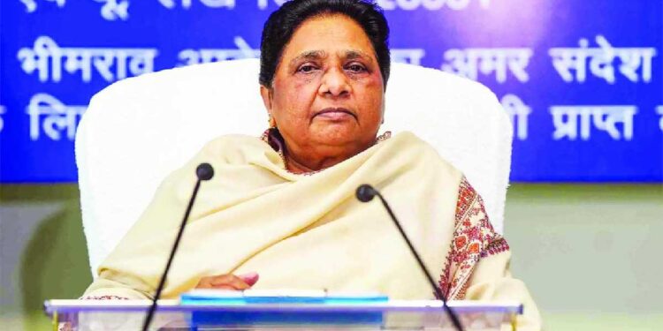 PDA का मतलब परिवार दल अलायंस.., कांशीराम जयंती पर अखिलेश के ऐलान से भड़की BSP, गिनाए सपा सरकार के पुराने पाप