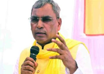 यूपी में पंचायत चुनाव टलेंगे या समय पर होंगे? मंत्री ओम प्रकाश राजभर ने कर दिया बड़ा ऐलान, कहा- पर्चे छप चुके हैं