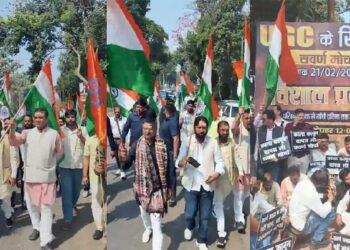 लखनऊ में भड़का सवर्ण समाज का गुस्सा, UGC के नए नियमों के खिलाफ सड़कों पर उतरे प्रदर्शनकारी