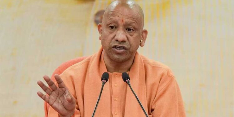 चुनाव से पहले CM योगी का मास्टरस्ट्रोक, शिक्षामित्रों और अनुदेशकों की सैलरी में बंपर इजाफा, अब खाते में आएंगे कितने पैसे?