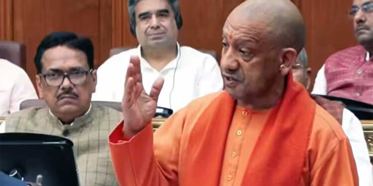 हिंदुस्तान में रहकर वंदे मातरम् का अपमान, सीएम योगी ने विधानसभा में विपक्ष को धो डाला