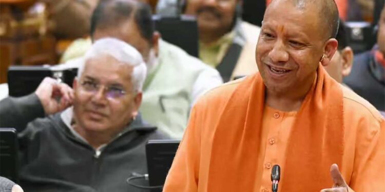 सपा भी कांग्रेस की तरह जीरो हो जाएगी, फॉर्म 7 विवाद पर सीएम योगी का अखिलेश को खुला चैलेंज