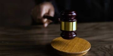हाई कोर्ट का सख्त आदेश, हाई-टेंशन तार हादसे में हाथ गंवाने वाली बच्ची को मिलेगा ₹1 करोड़ मुआवजा