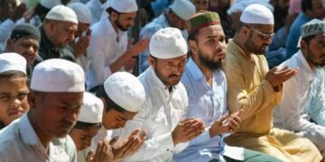 यूपी के इस जिले में नहीं होगी ईद की खुशियां, काली पट्टी बांधकर नमाज पढ़ेगा शिया समाज, जानें वजह