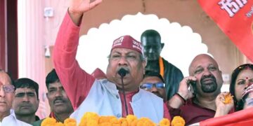 मोदी-योगी सीट देते हैं, हम जीत दिलाते हैं, गोरखपुर में संजय निषाद का शक्ति प्रदर्शन, 2027 चुनाव से पहले बड़ा संदेश