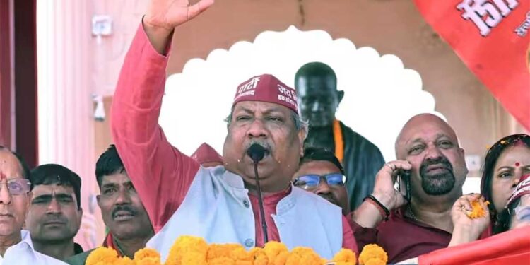 मोदी-योगी सीट देते हैं, हम जीत दिलाते हैं, गोरखपुर में संजय निषाद का शक्ति प्रदर्शन, 2027 चुनाव से पहले बड़ा संदेश