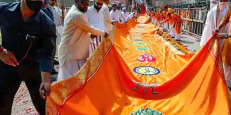Ram Navami 2026: राम मंदिर से आया शुभ संकेत, सूर्य देव मंदिर पर ध्वजारोहण, भक्तों में बढ़ा उत्साह