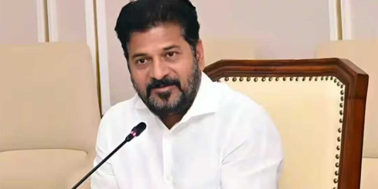 सत्ता में आने के बाद भी पीछा नहीं छोड़ रहे पुराने केस, 7 साल पुराने मामले में नामपल्ली कोर्ट पहुंचे CM रेवंत रेड्डी