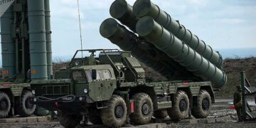 भारत का बड़ा रक्षा फैसला, रूस से फिर खरीदे जाएंगे S-400 सिस्टम, DAC की मंजूरी के बाद चीन-पाकिस्तान की बढ़ी चिंता