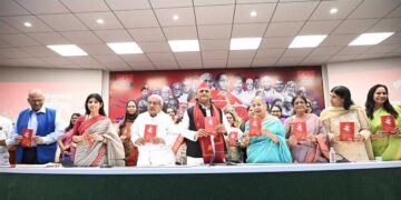 2027 से पहले अखिलेश यादव का बड़ा दांव, महिलाओं को 40 हजार पेंशन का वादा, रानी लक्ष्मीबाई योजना का भी ऐलान