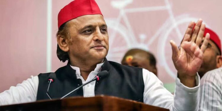 UP में फिर बन सकता है सपा-बसपा गठबंधन? अखिलेश यादव के बयान से सियासी हलचल तेल