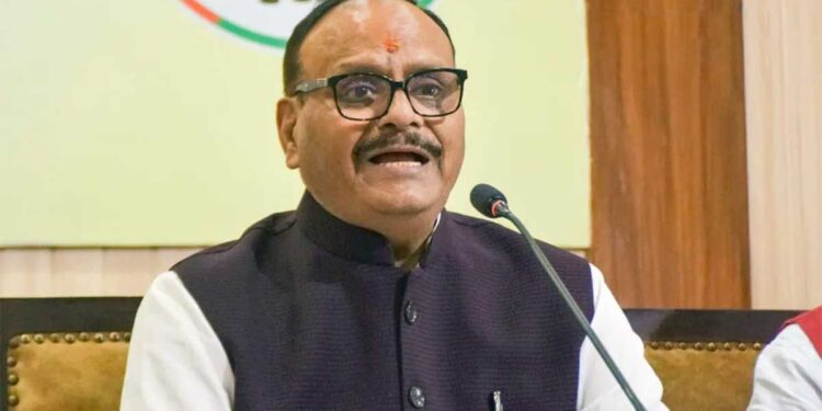 अब्दुल कब तक सपा की दरी बिछाएगा? डिप्टी CM ब्रजेश पाठक का बड़ा हमला, अल्पसंख्यकों से की खास अपील