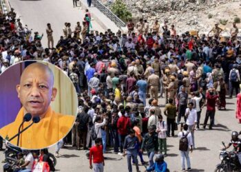 श्रमिक आंदोलन के बीच योगी सरकार का बड़ा दांव, मजदूरी बढ़ाकर दिया बड़ा संदेश