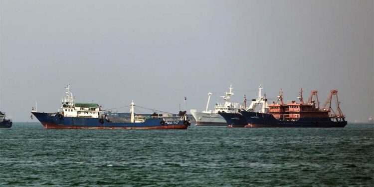 होर्मुज पर टकराव बढ़ा, US-चीन आमने-सामने आए तो किस देश की अर्थव्यवस्था होगी सबसे ज्यादा तबाह?