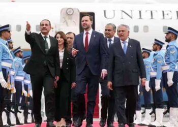 जंग रुकेगी या भड़केगी? इस्लामाबाद में वेंस-शहबाज की हाई-प्रोफाइल मीटिंग से बढ़ी हलचल