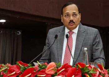 डिजिटल अरेस्ट पर सुप्रीम कोर्ट का कड़ा रुख, CJI बोले- पढ़े-लिखे लोग भी हो रहे शिकार, मामला सुनकर रह जाएंगे हैरान