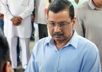 दिल्ली हाईकोर्ट में केजरीवाल को बड़ा झटका, जज ने साफ कहा- न पीछे हटूंगी और न ही...