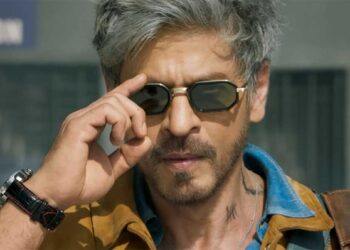 क्रिसमस पर बॉक्स ऑफिस का 'किंग' बनेगा तूफान, शाहरुख खान ने रिलीज डेट बताई, ‘धुरंधर 2’ का रिकॉर्ड खतरे में