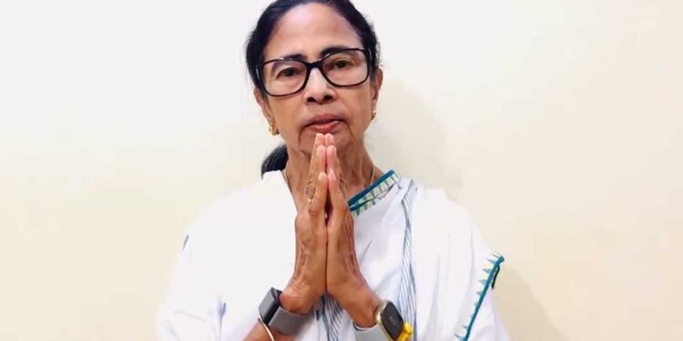 एग्जिट पोल से बदला सियासी माहौल, ममता बनर्जी की बढ़ी बेचैनी, बोलीं- मैं दो रातों से सोई नहीं हूं