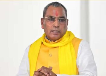 सपा का गढ़ भी हिलेगा, ओपी राजभर का बड़ा दावा,10 सीटों पर जीत की ठोकी ताल, संजय निषाद को दिया जवाब