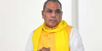 सपा का गढ़ भी हिलेगा, ओपी राजभर का बड़ा दावा,10 सीटों पर जीत की ठोकी ताल, संजय निषाद को दिया जवाब