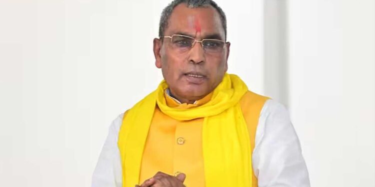 सपा का गढ़ भी हिलेगा, ओपी राजभर का बड़ा दावा,10 सीटों पर जीत की ठोकी ताल, संजय निषाद को दिया जवाब