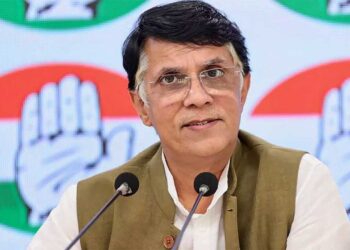 सुप्रीम कोर्ट में पवन खेड़ा की आखिरी उम्मीद? हाईकोर्ट से झटका, गिरफ्तारी का खतरा बढ़ा