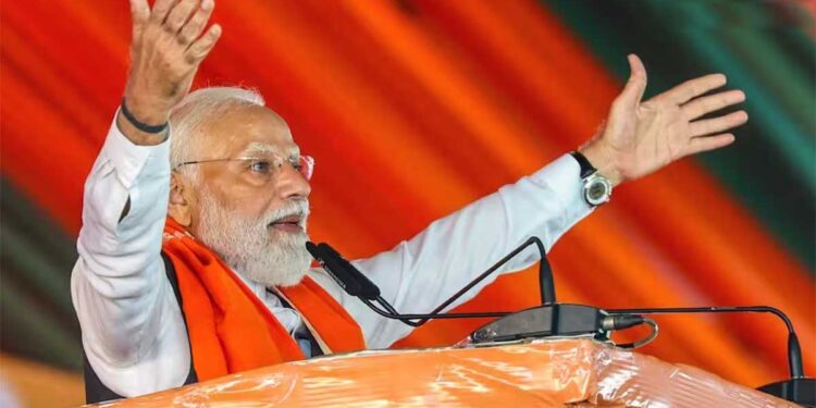 घुसपैठियों को सामान बांधना होगा, बंगाल रैली में PM मोदी का बड़ा ऐलान, ममता सरकार पर तीखा हमला