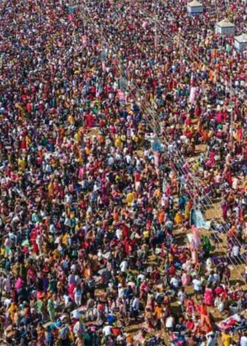 दुनिया झुकी संगम नगरी के आगे, 20 लाख विदेशी पहुंचे प्रयागराज, UP बना ग्लोबल आस्था हब