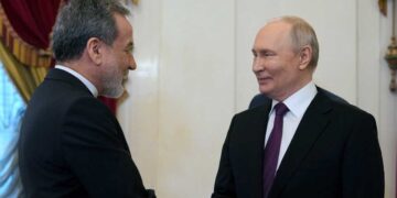 ईरान संकट में रूस का बड़ा साथ, पुतिन- अराघची मुलाकात से बढ़ी हलचल, खामेनेई को भेजा खास संदेश