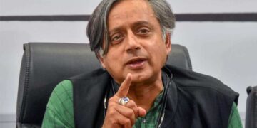 शांति दूत बनना है तो आतंक पर वार करो, थरूर का पाकिस्तान पर करारा हमला, US-ईरान टॉक्स पर बड़ा बयान