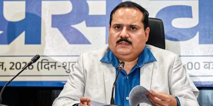 वोटर लिस्ट में बड़ा खेल? यूपी SIR से BJP-SP दोनों की बढ़ी टेंशन, कई सीटों पर लाखों वोट गायब