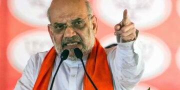 ‘अब खुद लौट जाओ अपने देश’, अमित शाह की घुसपैठियों को खुली चेतावनी, बंगाल बॉर्डर पर बड़ा फैसला
