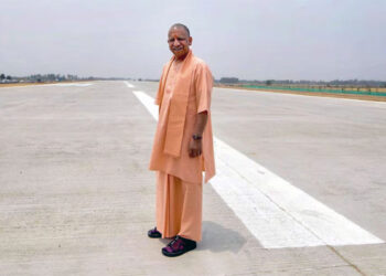 अब स्मार्ट होंगे यूपी के एक्सप्रेसवे, AI से होगी निगरानी, ठेकेदारों की जवाबदेही तय