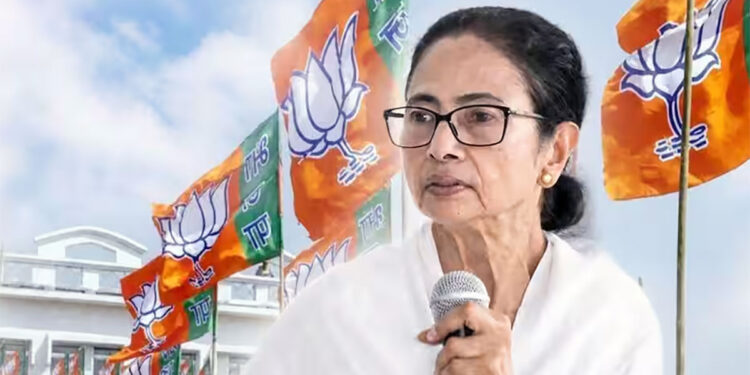 West Bengal Assembly Election Result 2026: बंगाल में भगवा लहर के बीच ममता का दम, इन जिलों में अब भी कायम है TMC का किला