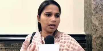 3 डिप्टी सीएम बना दो, पूजा पाल को लेकर अखिलेश यादव का बड़ा बयान, यूपी राजनीति में बढ़ी हलचल