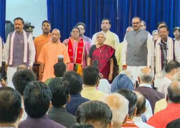 राजभवन में हुआ मंत्रिमंडल विस्तार, भूपेंद्र चौधरी और मनोज पांडेय सहित 6 नेताओं ने ली शपथ
