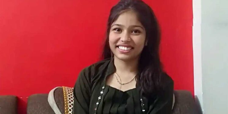 डॉक्टर बनने का सपना अधूरा रह गया... आखिरी खत में आकांक्षा ने लिखी ऐसी बात, पढ़कर रो पड़े मां-पापा