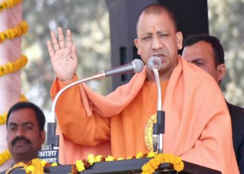 Unnao में CM Yogi का विपक्ष पर बड़ा हमला, बोले- ‘खर-दूषण जैसे थे सपा के सत्तापोषित माफिया’