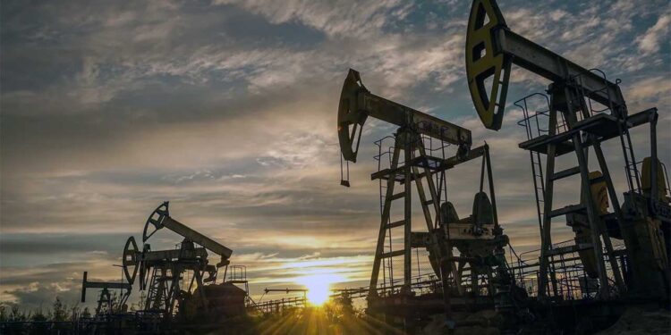 Iran-US Deal का असर! 4% लुढ़का Crude Oil, क्या अब भारत में सस्ता होगा पेट्रोल-डीजल? जानिए पूरी गणित