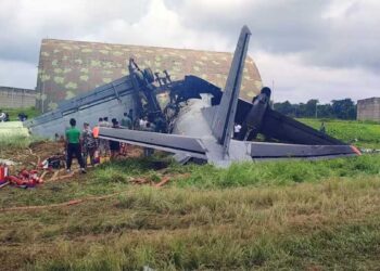 IAF Plane Crash: जोरहाट में AN-32 हादसे से देश स्तब्ध, 5 एयर वॉरियर्स शहीद, लैंडिंग के दौरान दो हिस्सों में टूटा विमान